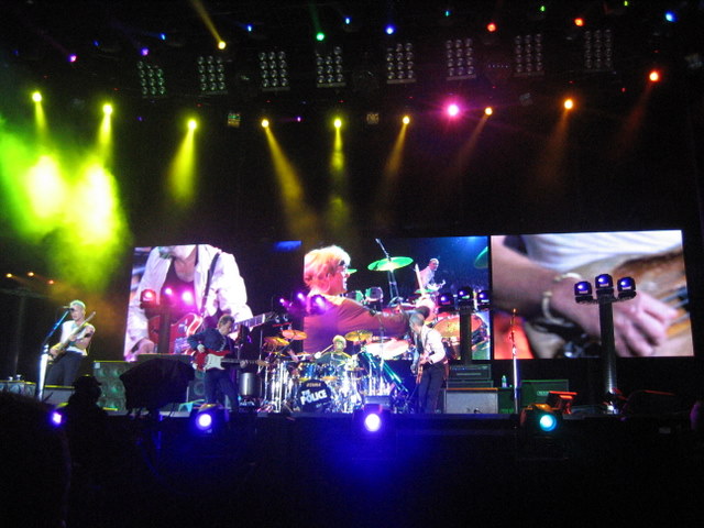 Henry Padovani and the Police on stage Live in Paris