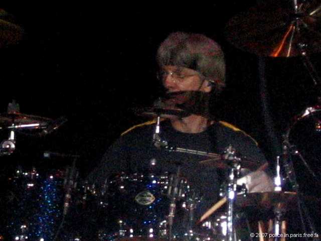 Stewart Copeland and the Police on stage Live in Paris